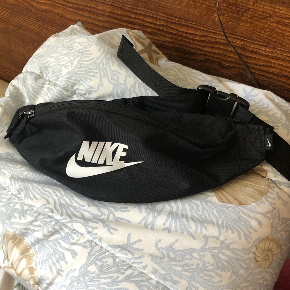 Nike Fanny Pack Black